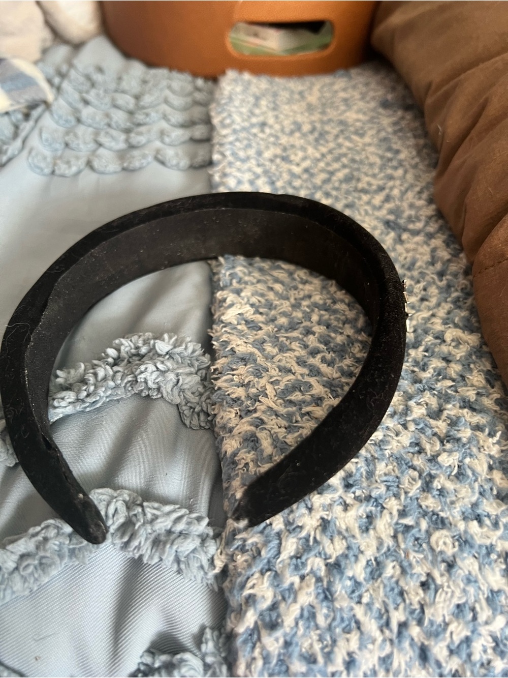 Black Velvet Padded Headband — Classic Everyday Hair Accessory